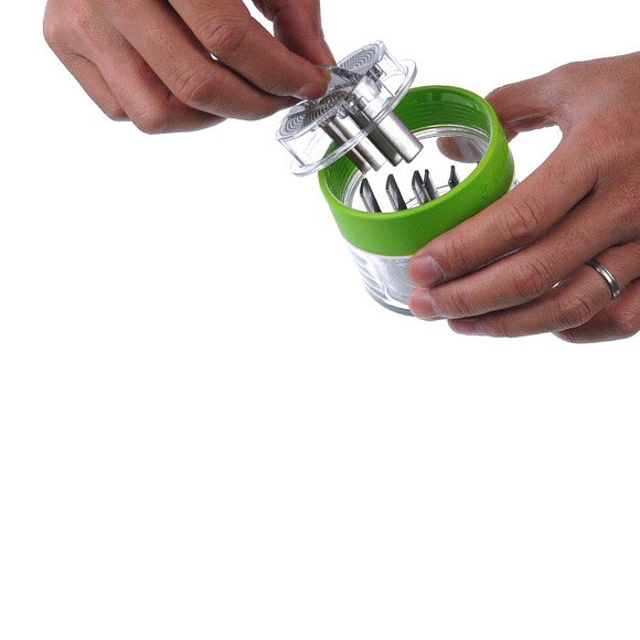 NWOT Aqua Zinger Water Infusing Bottle - Picture 5 of 16